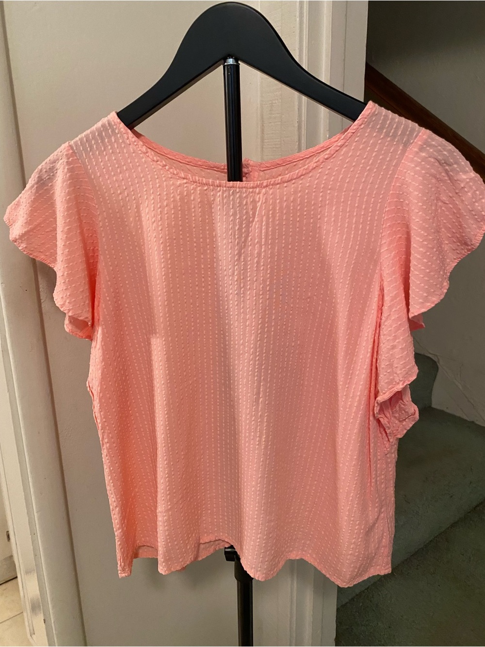 Copper Key Peach Pink Flutter-Sleeve Textured Blouse size medium.